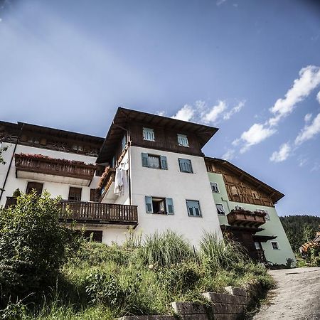 Casa Streberi Διαμέρισμα Castelfondo Εξωτερικό φωτογραφία
