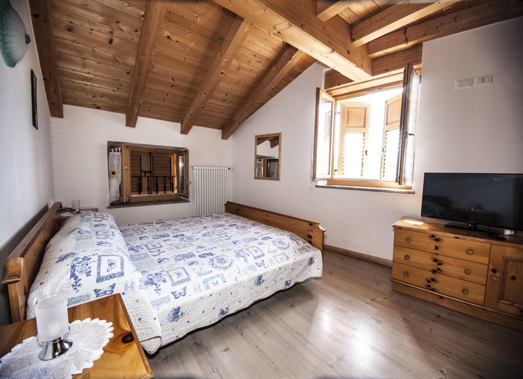 Casa Streberi Διαμέρισμα Castelfondo Εξωτερικό φωτογραφία