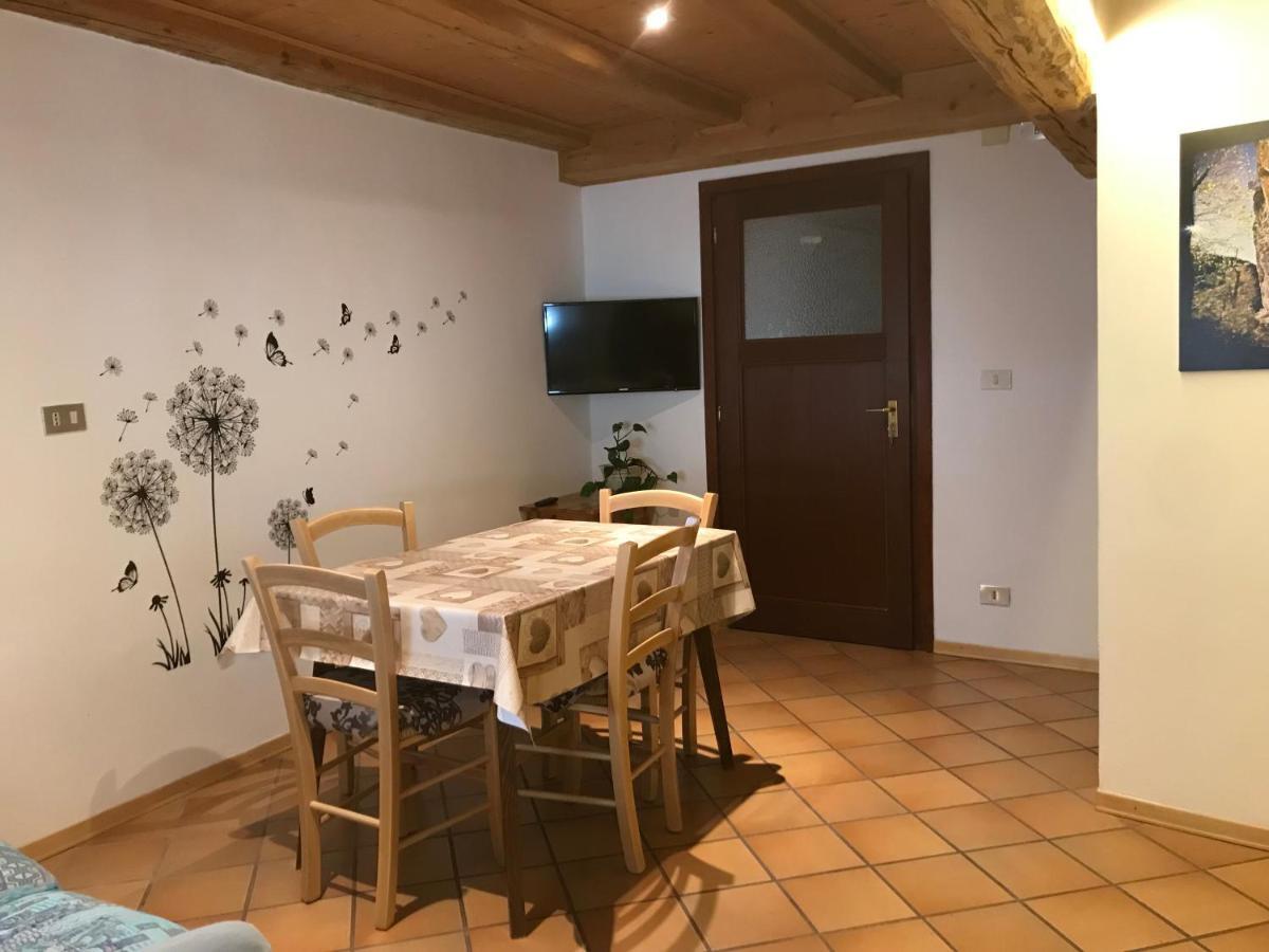 Casa Streberi Διαμέρισμα Castelfondo Εξωτερικό φωτογραφία