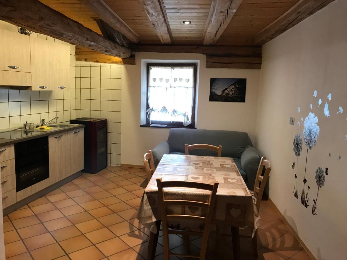 Casa Streberi Διαμέρισμα Castelfondo Εξωτερικό φωτογραφία